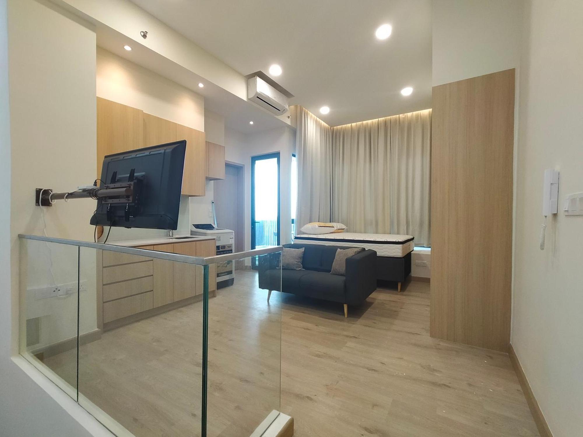 Colony Apartment *